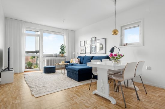 Bostadsrätt, Vittangigatan 16, 3,5 tr, Vällingby Centrum, Stockholm