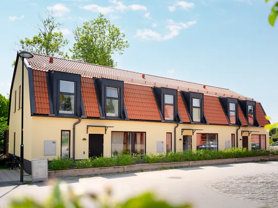 Radhus, Rådans Gårdsväg 54, Silverdal, Sollentuna
