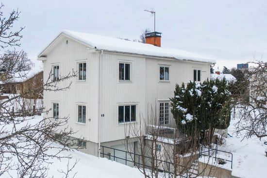 Villa, Majtorpsvägen 15, Rosenlund, Södertälje