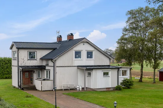 Villa, Long Fly 1, Long, Vara