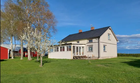 Villa, Long Fly 1, Long, Vara