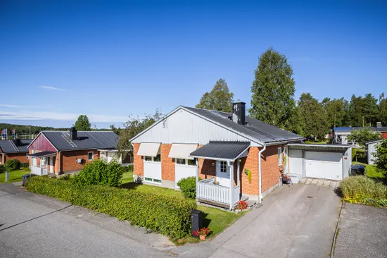 Villa, Stafettvägen 18, Murberget/Änget, Härnösand