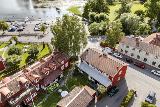 Radhus, Munkhagsgatan 2B, Centrala Mariefred, Strängnäs