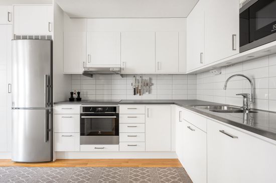 Bostadsrätt, Östersundsgatan 7, Vån 6 (0610/1615), Vällingby Parkstad / Råcksta, Stockholm