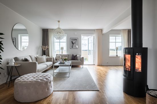 Radhus, Viktor Dahléns väg 120, Mosås, Örebro