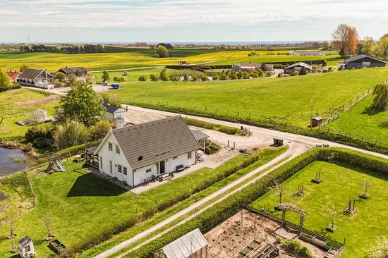 Villa, Ensligheten 16-0, Snårestad, Ystad