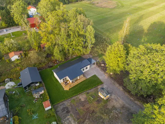 Villa, Framnäsudden 2, Ekeby-Almby, Örebro