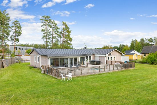 Villa, Färjevägen 2, Tallmon, Skutskär, Älvkarleby