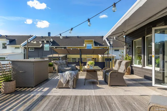 Villa, Radhus, Lilla Mosstuvevägen 9, Tuve, Göteborg