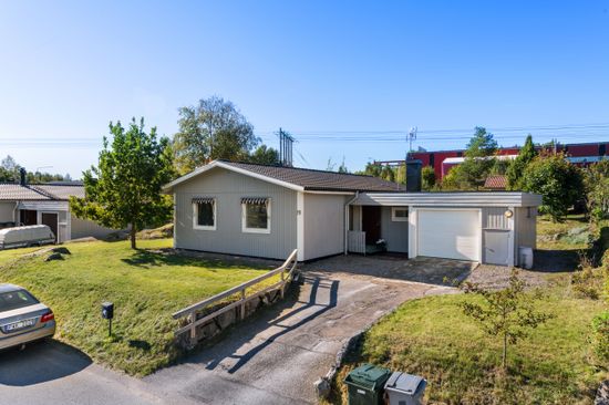 Villa, Aspvägen 15, Hallstavik, Norrtälje