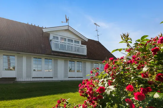 Villa, Kanalvägen 4, Centrala Älmsta, Norrtälje
