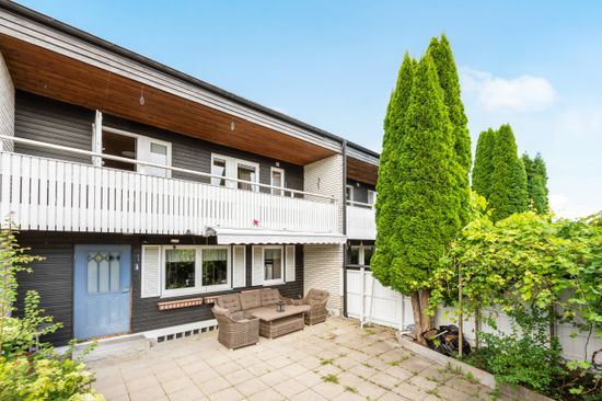 Radhus, Kaveldunsgränd 4, Hässelby, Stockholm