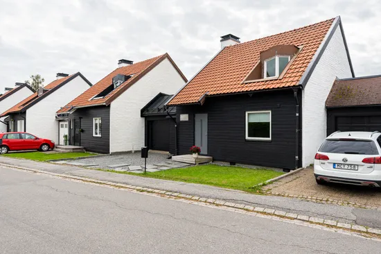 Villa, Radhus, Odlarvägen 6D, Odenslund, Östersund