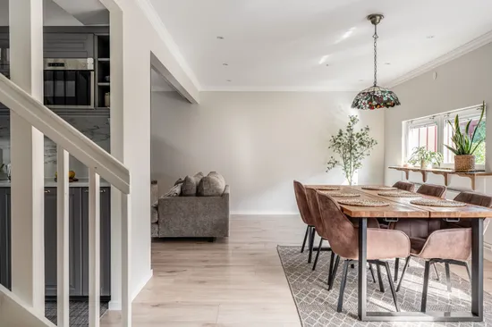 Radhus, Myrstuguvägen 95, Myrstuguberget, Huddinge