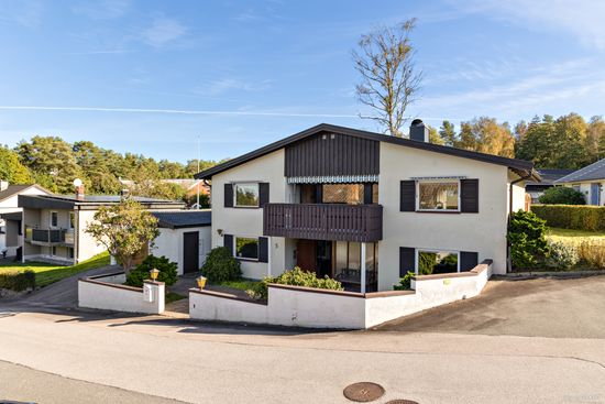 Villa, Tuvullsvägen 5, Centralt, Stenungsund