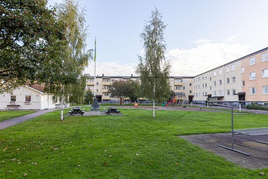 Bostadsrätt, Hummelbäcksgatan 3c, Centralt, Köping