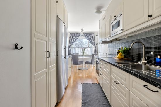 Bostadsrätt, Falkholmsgränd 27, Skärholmen, Stockholm