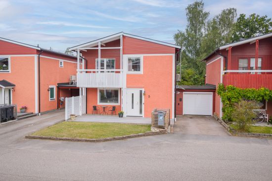 Villa, Bomgatan 5, Brunnsvik, Motala