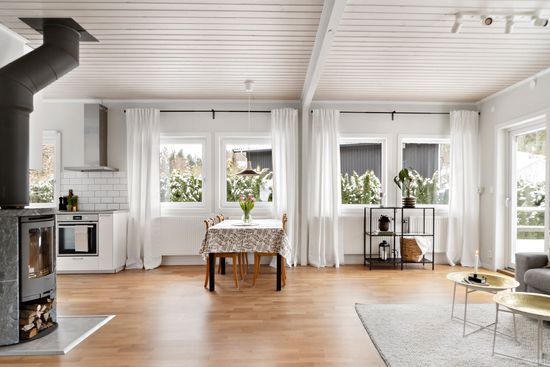 Villa, Vrånvägen 21, Tullinge, Botkyrka