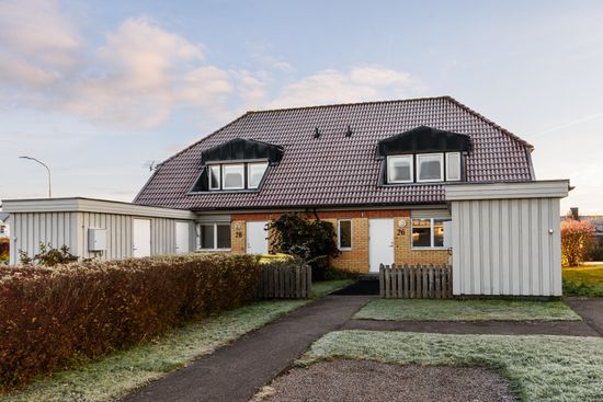 Villa, Radhus, Klövervägen 26, Norremark, Alvesta