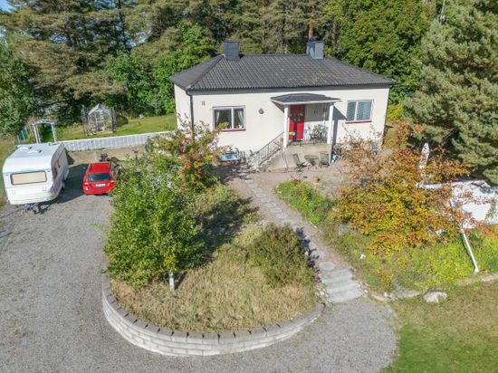 Villa, Bossgårdsvägen 16, Norrköping