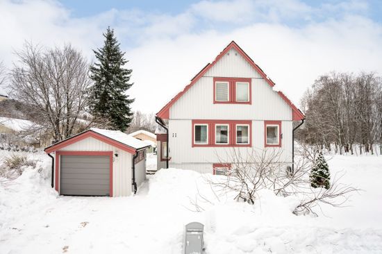 Villa, Barkvägen 11, Kramfors