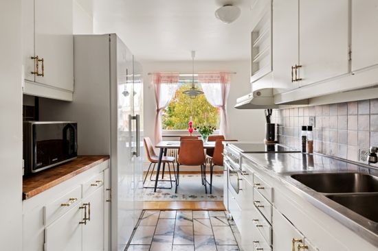 Bostadsrätt, Åkerbyvägen 114, 3tr, Täby Centrum, Täby