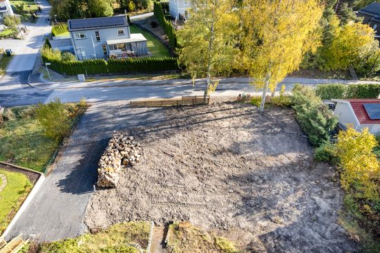 Tomt, Kristinavägen 7A, Glömsta, Huddinge