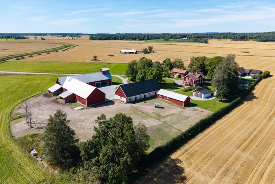 Gård/Skog, Norra Folkavi Lerbo 5273, Lekeberg