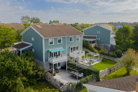 Bostadsrätt, Radhus, Hedenhösvägen 75, Solgård, Huddinge