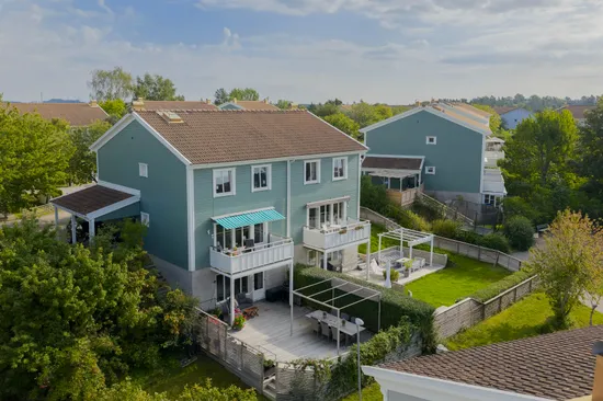 Bostadsrätt, Radhus, Hedenhösvägen 75, Solgård, Huddinge