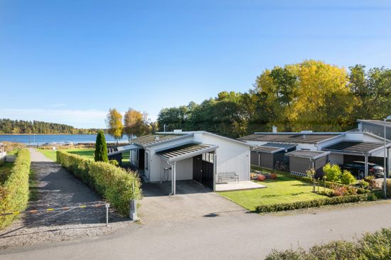 Villa, Gamens väg 20, Marielundsviken, Strängnäs