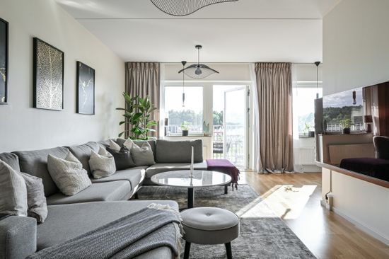 Bostadsrätt, Lackerargränd 3, Centrala Huddinge, Huddinge