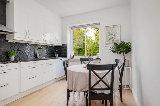 Bostadsrätt, Fjärdhundragatan 33, Enköping