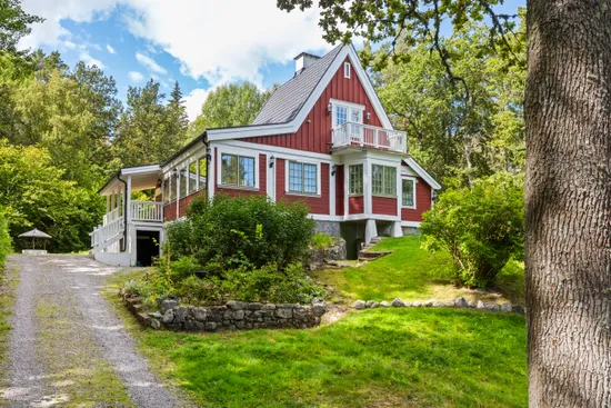 Villa, Karlskronaviksvägen 74, Salem