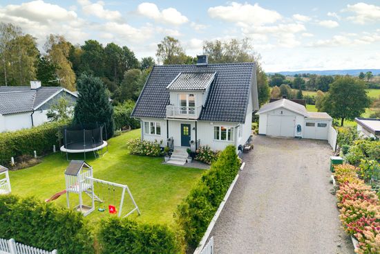 Villa, Byvägen 48, Ränneslöv, Laholm