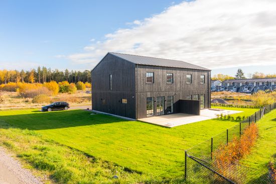 Radhus, Rans väg 9, Svalsta, Nyköping