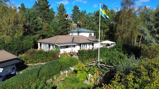 Villa, Strossarvägen 6, Östra Skärgårdsstad, Österåker