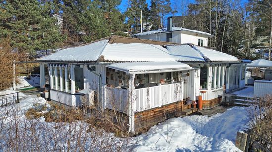Villa, Strossarvägen 6, Östra Skärgårdsstad, Österåker