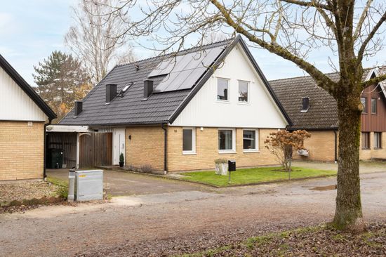 Villa, Radhus, Hampåkersvägen 18, Veberöd, Lund