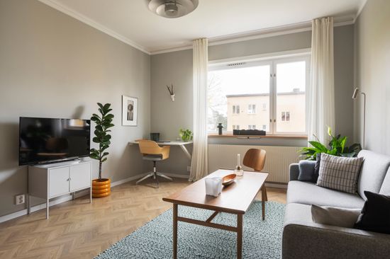 Bostadsrätt, Kransbindarvägen 35, vån 3/3, Midsommarkransen/Telefonplan, Stockholm