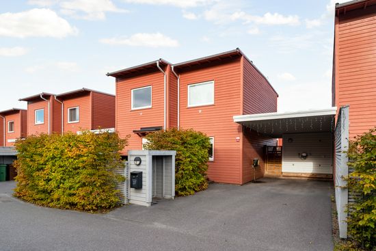 Bostadsrätt, Radhus, Gudö gårdsväg 37, Gudö, Haninge