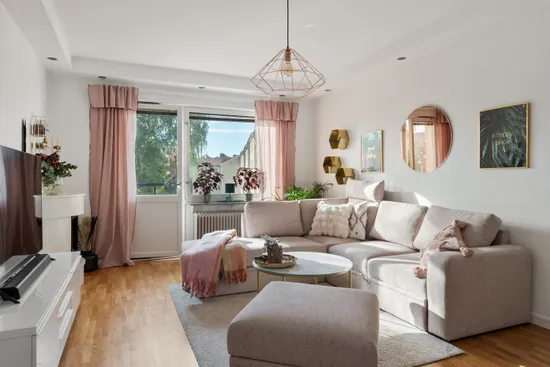 Bostadsrätt, Södervägen 2B, Viggbyholm, Täby
