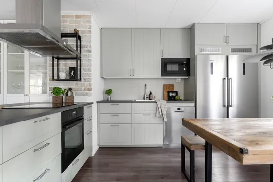 Villa, Radhus, Sjövallavägen 28, Alafors, Ale