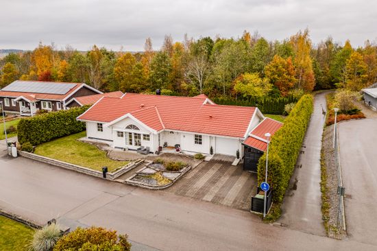 Villa, Tennisgatan 9, Gröngarn, Enköping