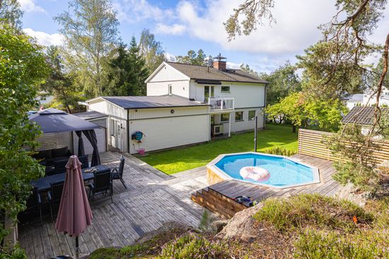 Villa, Sandavägen 37, Odenslunda, Upplands Väsby