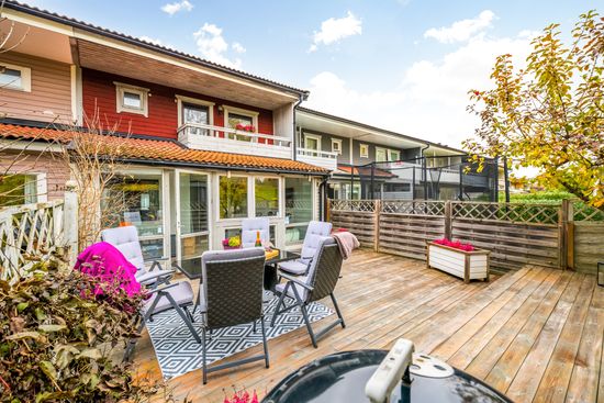 Villa, Radhus, Järnåldersringen 521, Söderby, Haninge