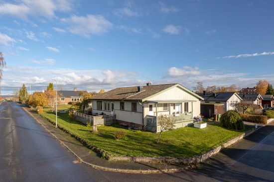 Villa, Berglundavägen 1, Tidan, Skövde