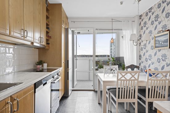 Bostadsrätt, Näsbydalsvägen 14, 11tr, Näsbydal, Täby