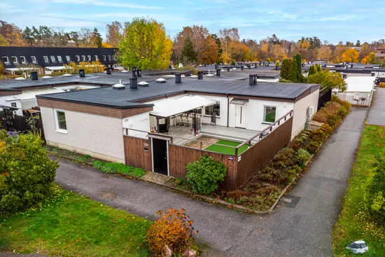 Villa, Radhus, Rädisvägen 126, Hässelby Norra Villastad, Stockholm